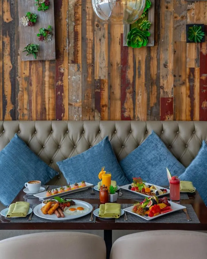Royal Central Hotel And Resort The Palm Dubaj