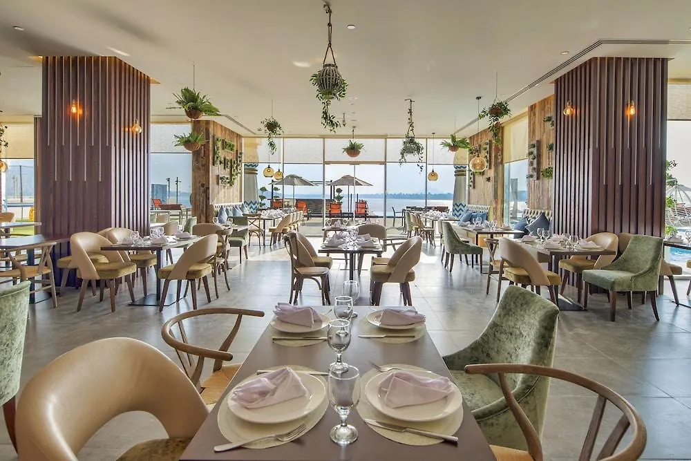 Royal Central Hotel And Resort The Palm Dubaj