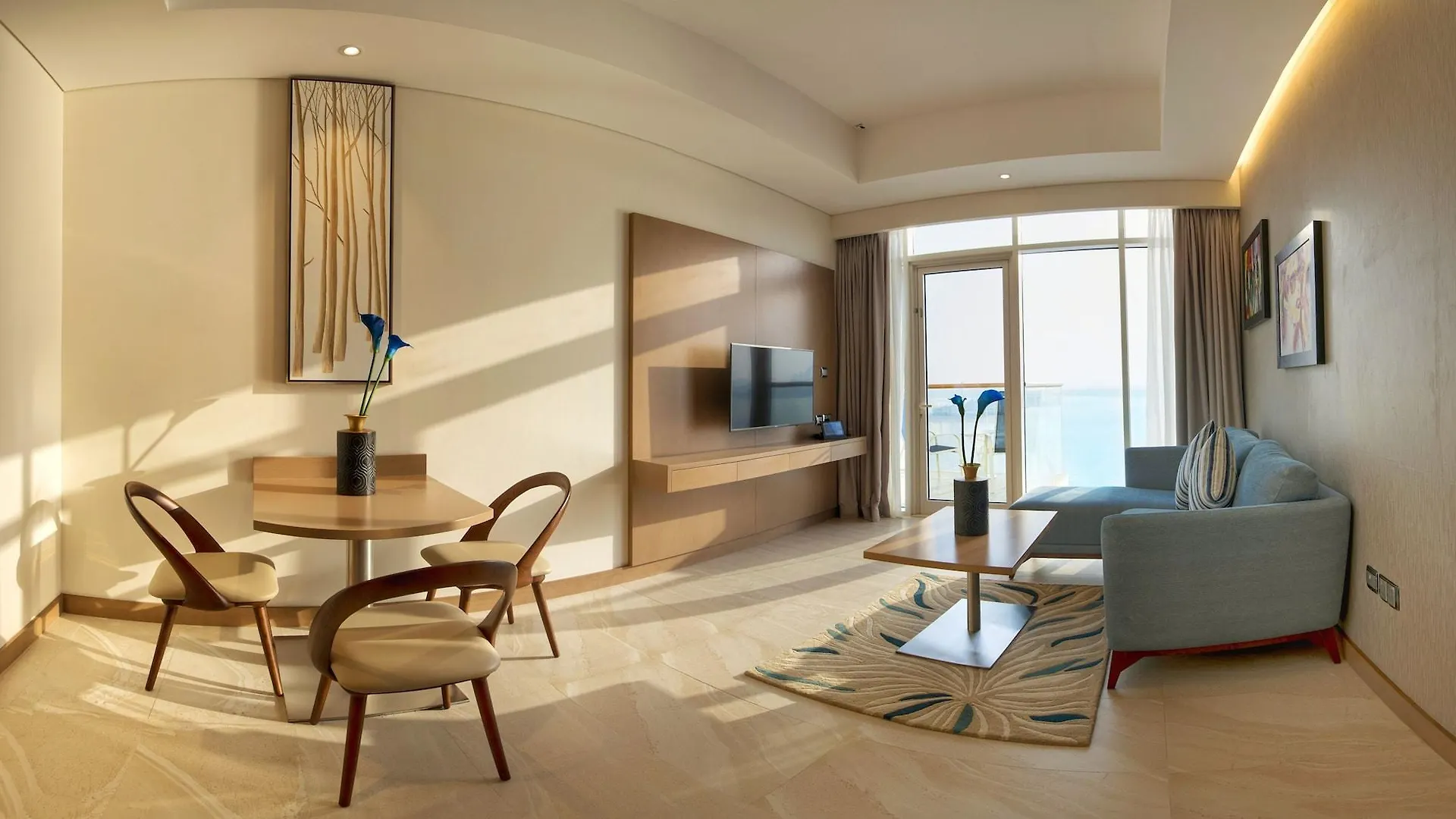 *****  Royal Central Hotel And Resort The Palm Dubaj Spojené arabské emiráty