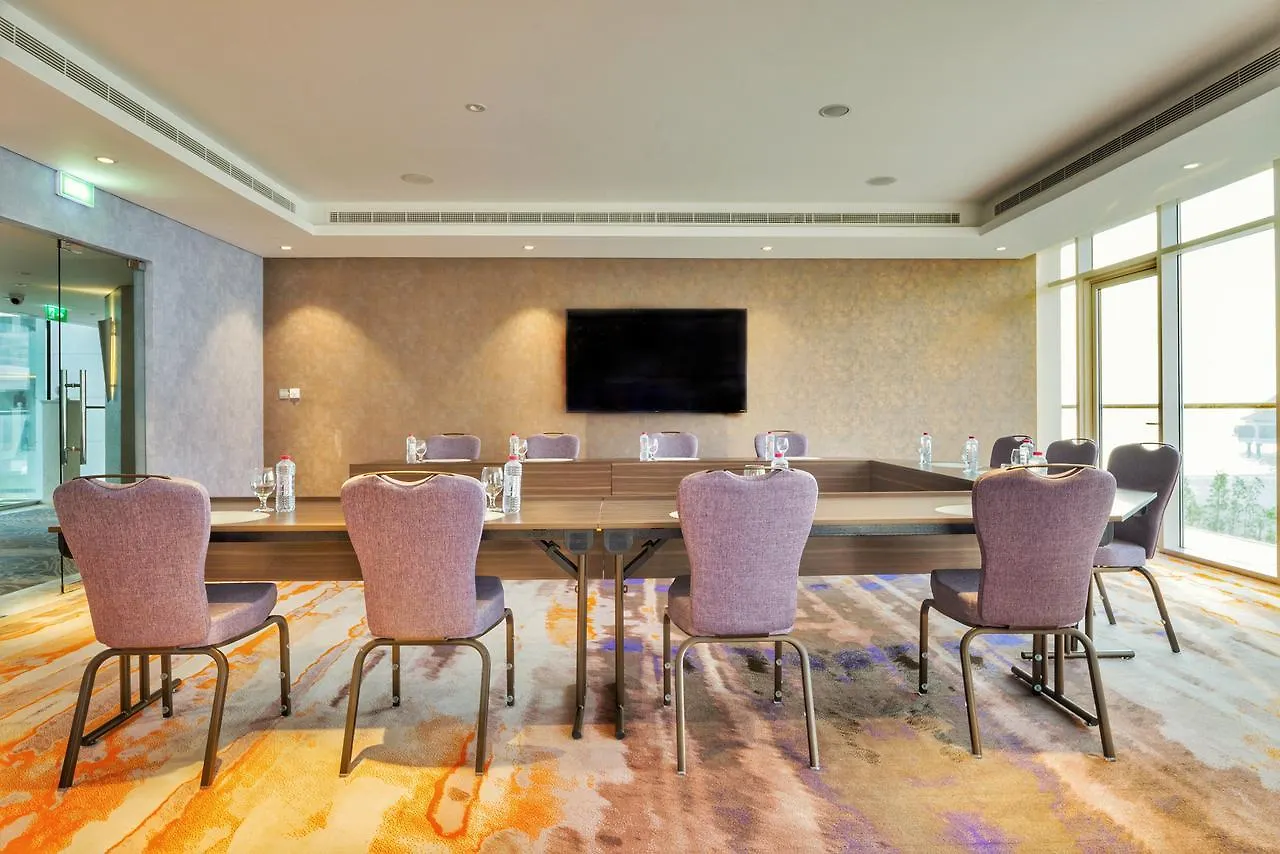 Royal Central Hotel And Resort The Palm Dubaj